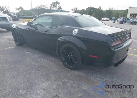 2022 Dodge Challenger Gt z USA, uszkodzony, nr VIN 2C3CDZJG0NH233269